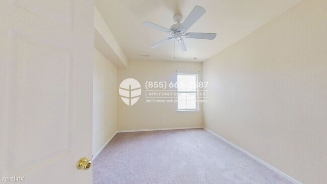 Foto del edificio - 16366 E Fremont Ave