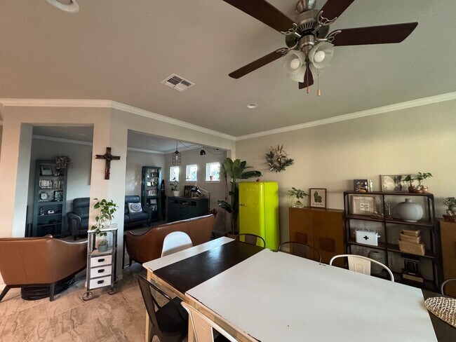 Foto del edificio - 4-bedroom 2-bathroom home in Nolanville!