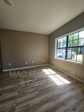 Building Photo - 1319 Autumn Ave