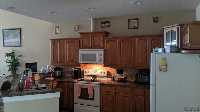 Building Photo - 80 Coral Reef Ct N