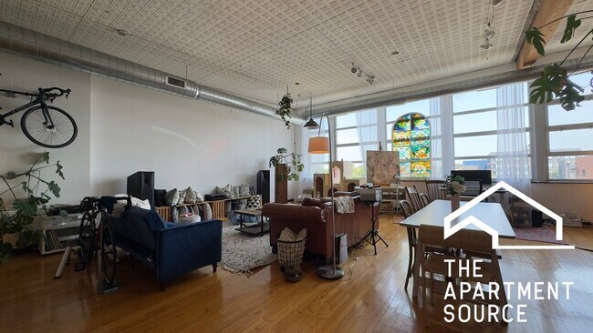 Foto del edificio - 2416 W North Ave