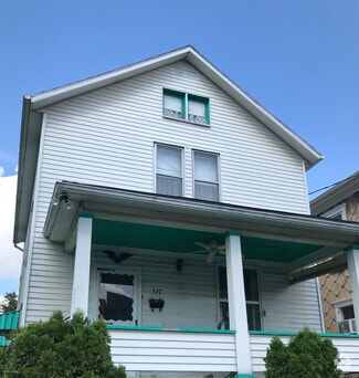 Building Photo - 537 Russell Ave