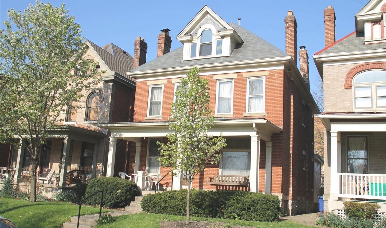 Primary Photo - 629 Dennison Ave