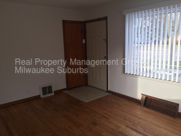 Foto del edificio - 5283 N 27th St