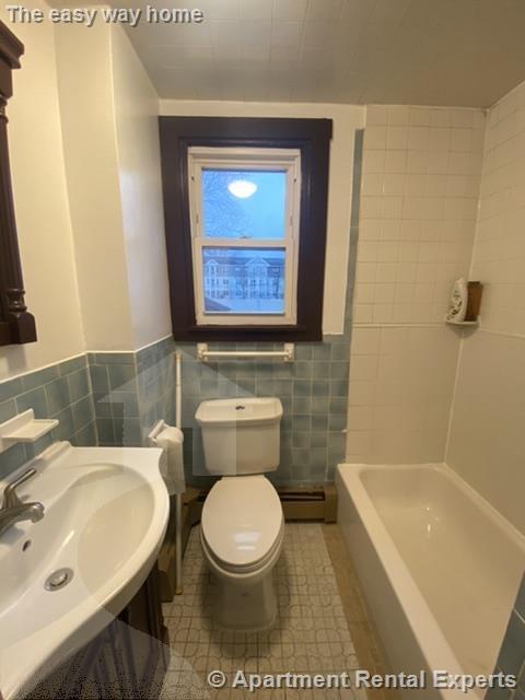 Building Photo - Somerville 1+/2 Bedroom - EIK