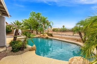 Building Photo - 6847 W El Cortez Pl