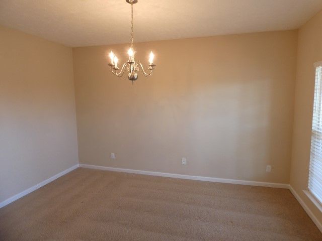 Building Photo - 3BR Home w/ Bonus Room Close to Nashville
