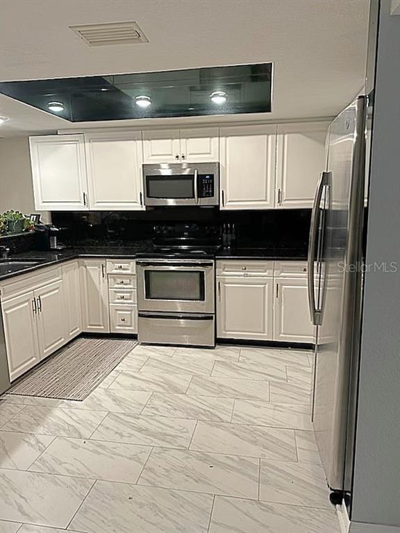 Foto del edificio - 14701 Seminole Trail