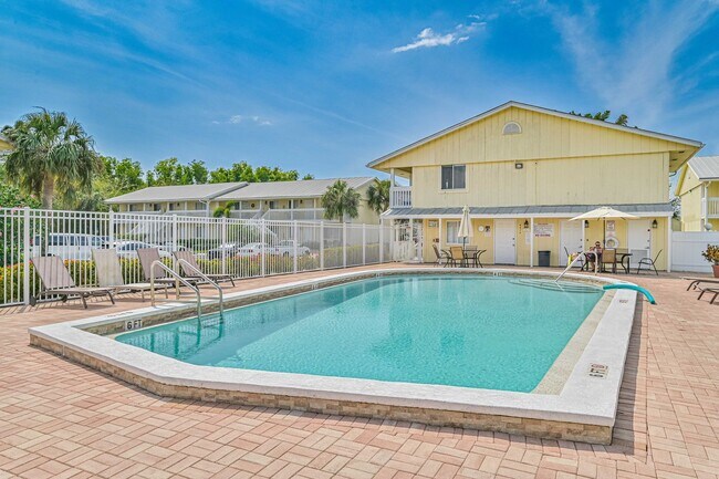 Foto del edificio - 4633 Bayshore Dr