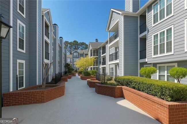 Building Photo - 424 Granville Ct