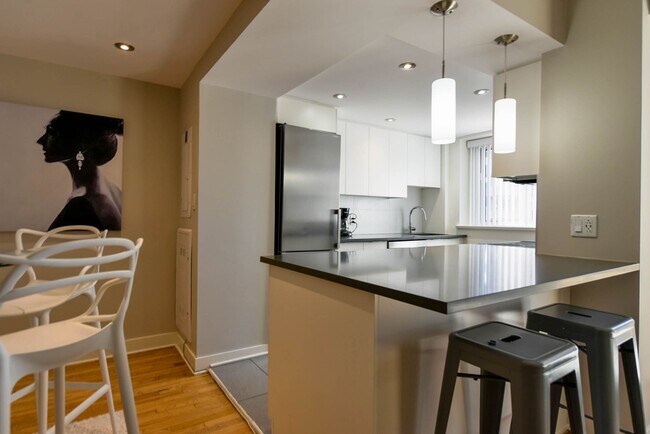 Photo du bâtiment - 3435 Rue Drummond