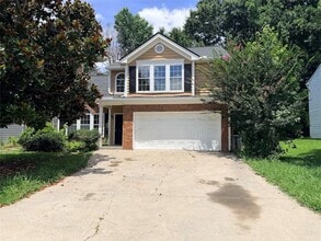 Building Photo - 2095 Glynmoore Dr
