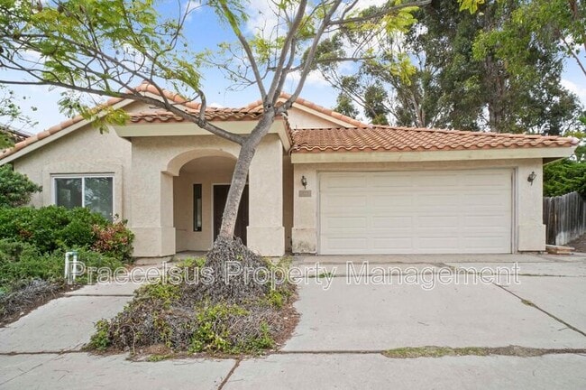 Building Photo - 5364 Dressage Dr