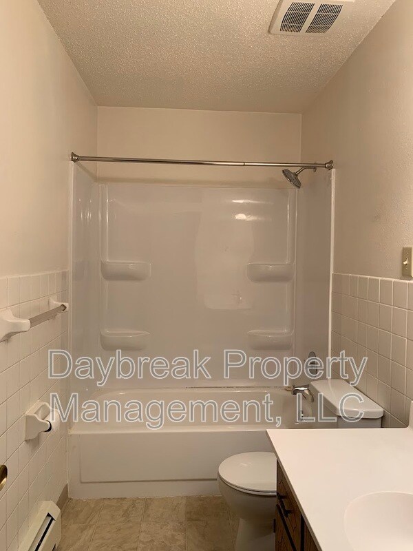 Foto del edificio - 3024-9 1/2 9 1/2 St N