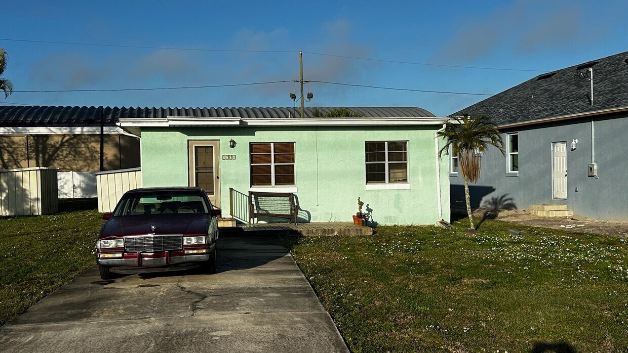 Foto principal - 8234 40th St N
