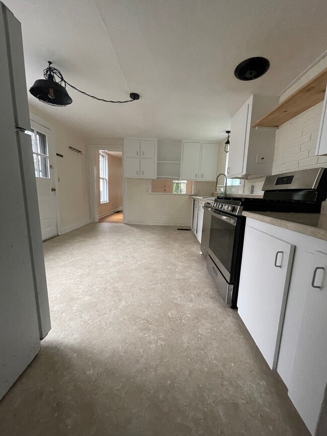 Kitchen with 2nd entrance from driveway - 13 Center St