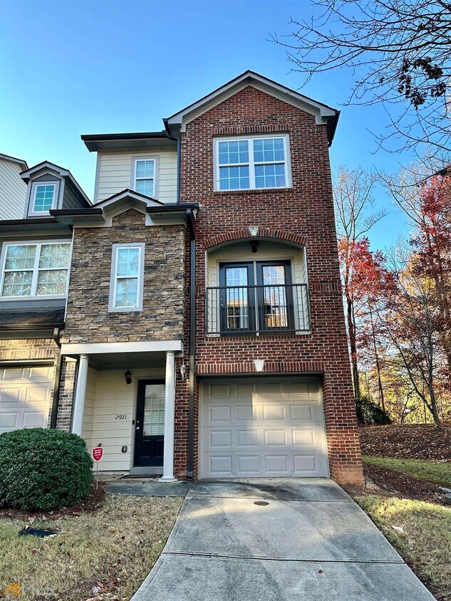 Primary Photo - 2921 Ashlyn Pointe Dr
