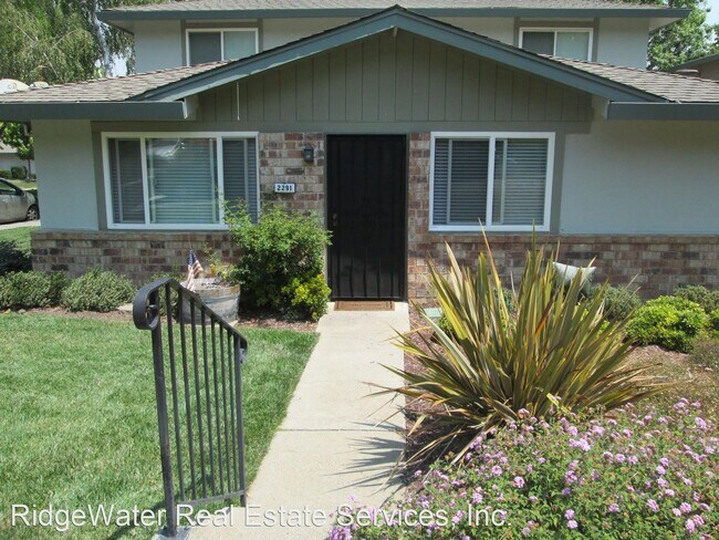 Building Photo - 2 br, 1 bath House - 2291 Segundo Ct