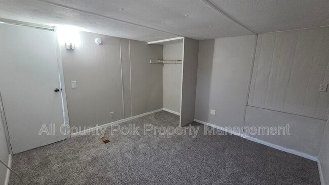 Building Photo - 2735 W 10th St