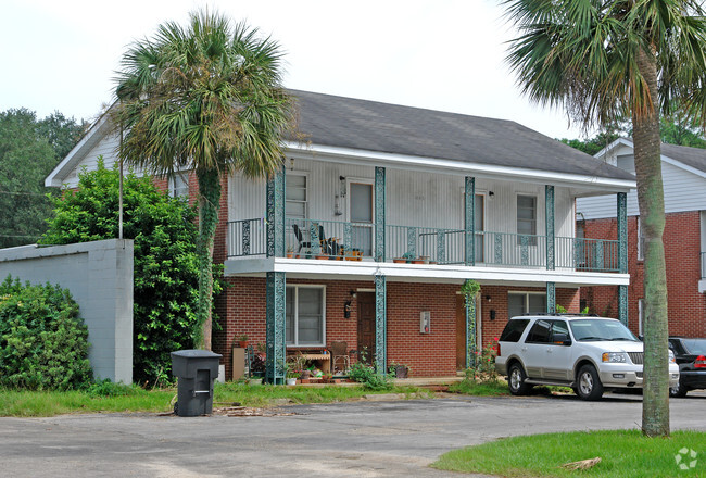 Building Photo - 1445 E Lafayette St