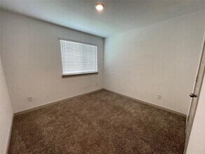 Building Photo - 8107 Sugar Cane Ln