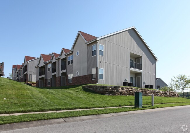 Falcon Falls Apartments And Homes