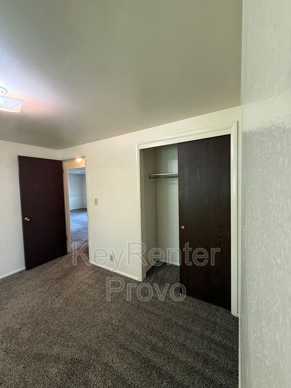 Building Photo - 690 S 500 E