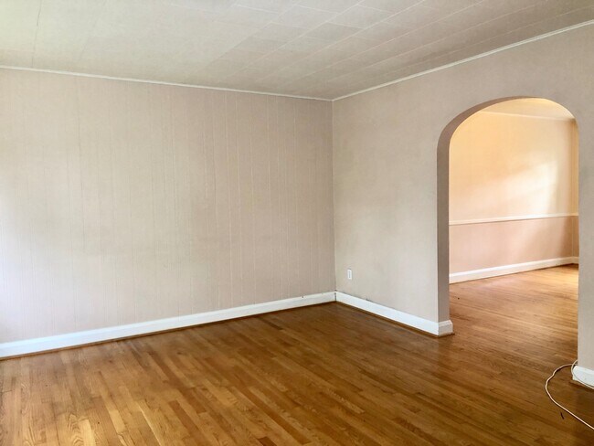Foto del edificio - Lovely Three-Bedroom Townhome in Towson/Lo...