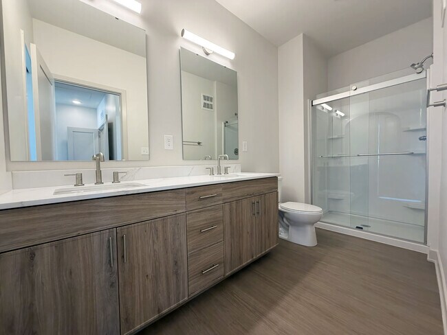 Foto del edificio - Whitman Villas