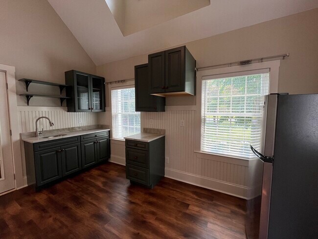 Foto del edificio - 36 Birchwood Ave