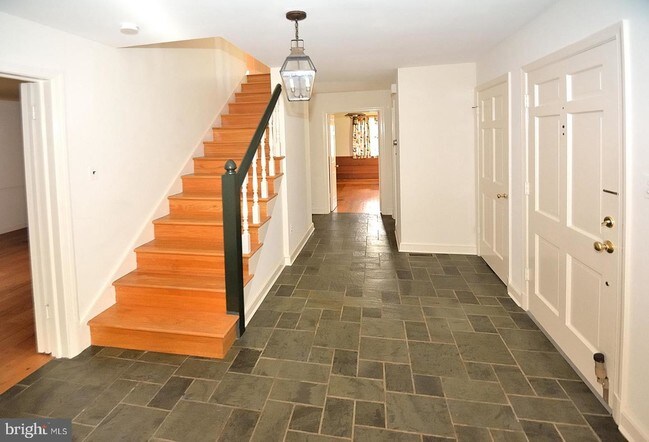 Foto del edificio - 11024 Waycroft Way