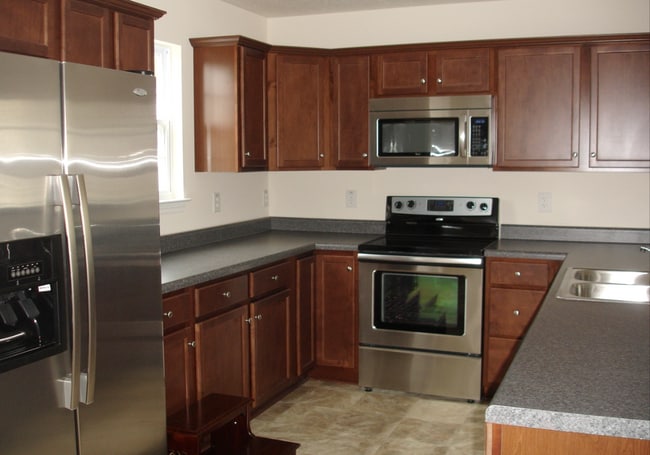 kitchen 1707 Aden Lane - 1707 Aden Ln