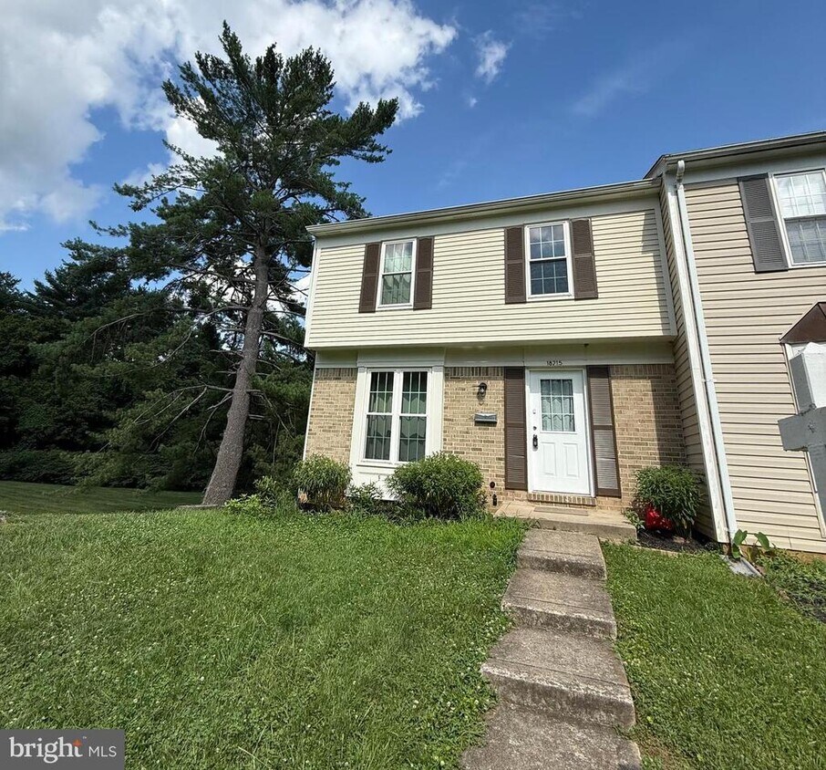 Foto principal - 18215 Kitchen House Ct