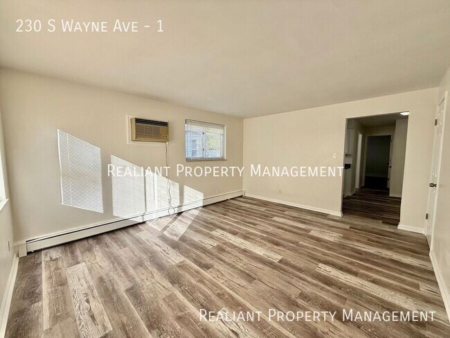 Foto del edificio - 230 S Wayne Ave