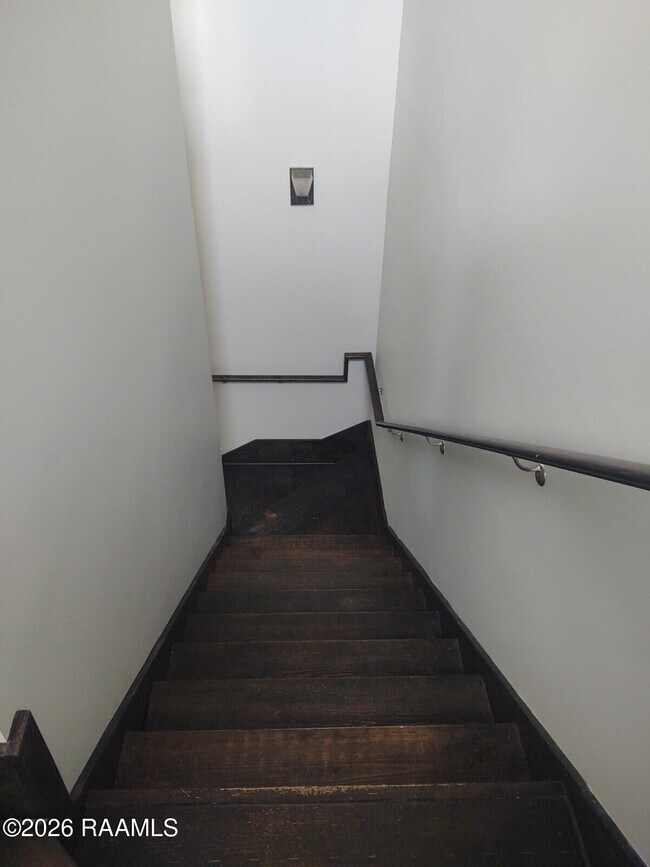 Foto del edificio - 206 Highland Oaks Ln