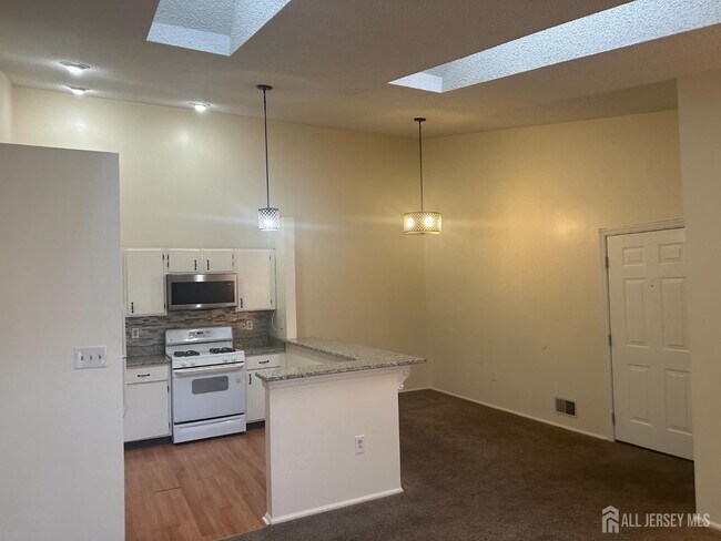 Foto del edificio - 450 Northam Dr