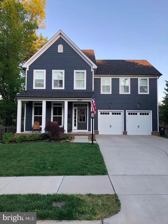 Foto principal - 1202 Buckner St