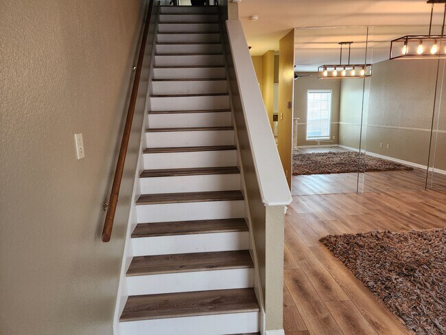 Foto del edificio - 4001 Tanglewilde St