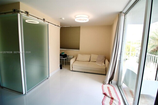 Foto del edificio - 1255 Collins Ave