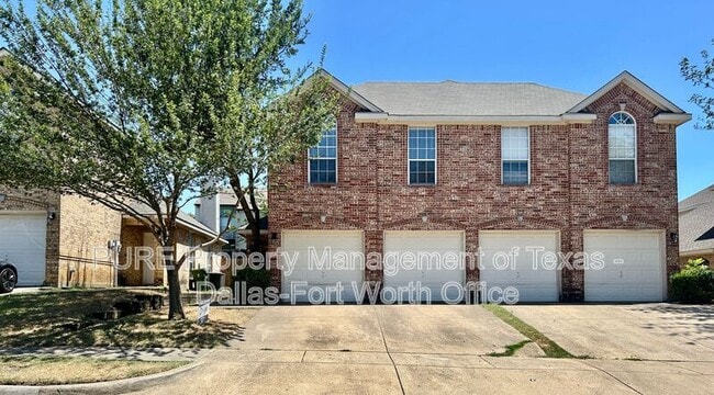 Foto del edificio - 4008 Cottage Park Ct