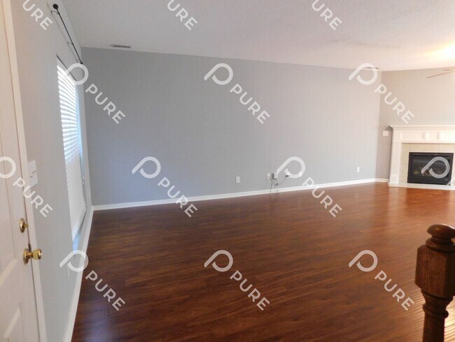 Foto del edificio - 103 Tallmadge Ct SW