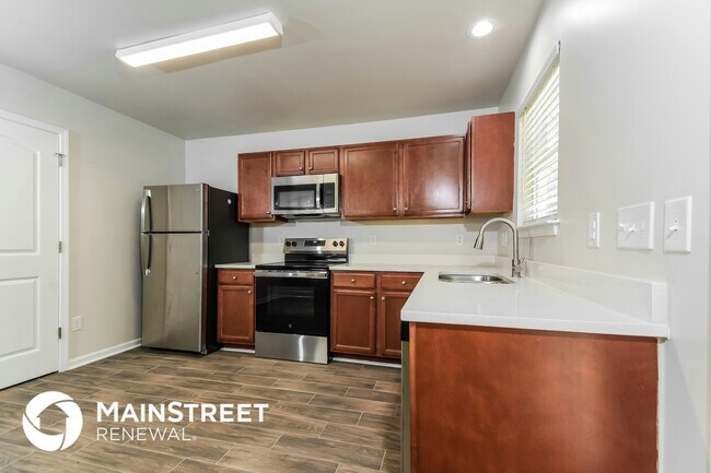 Foto del edificio - 2321 Deerbrook Frst Ln