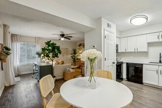 Building Photo - The Cove at Atlantic Beach