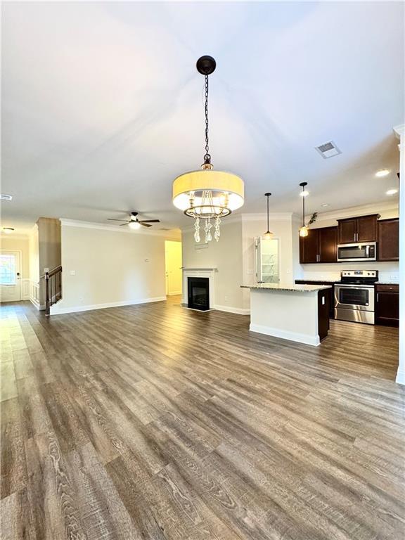 Foto del edificio - 2477 Pepper Ct NW