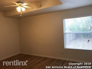 Foto del edificio - 2 br, 2 bath House - 111 Stendebach Pl # 111