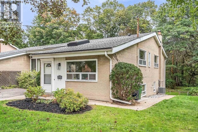 Building Photo - 155 Three Valleys Dr