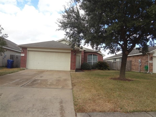 Foto del edificio - 17222 Glenpatti Dr