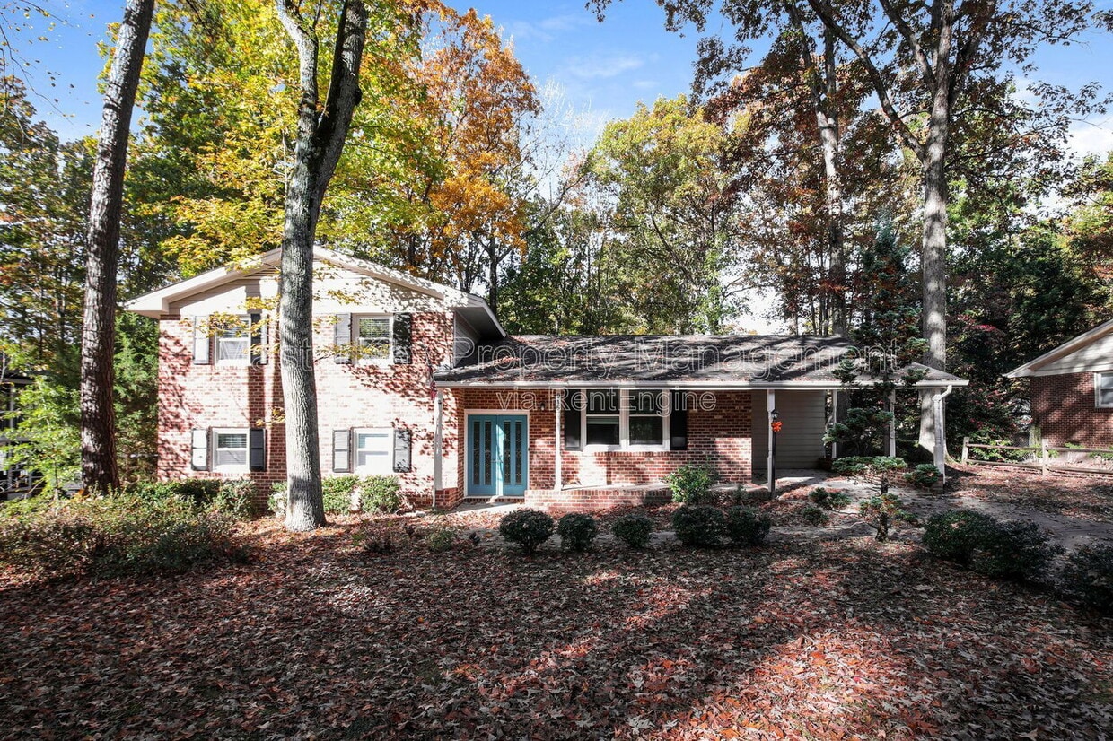 Photo - 916 Tanglewood Dr