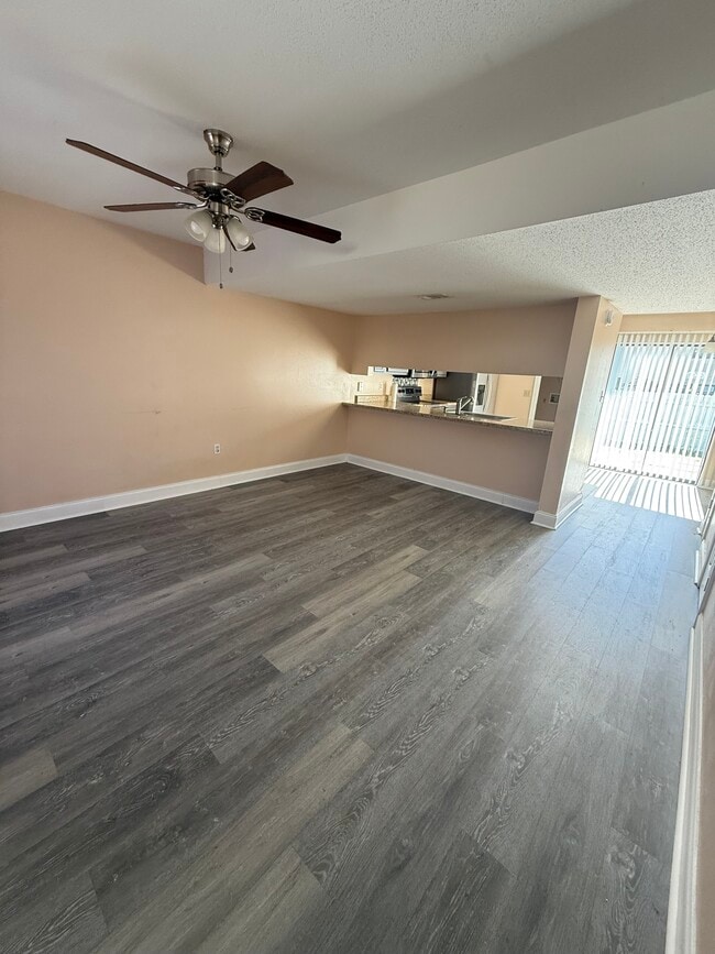 Foto del edificio - 412 N Sea Ln NW