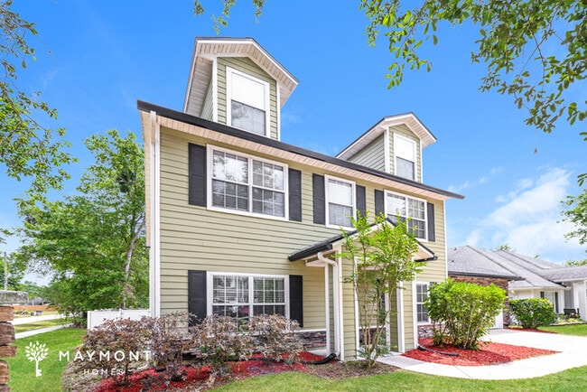 Building Photo - 12423 Blackwater Ct